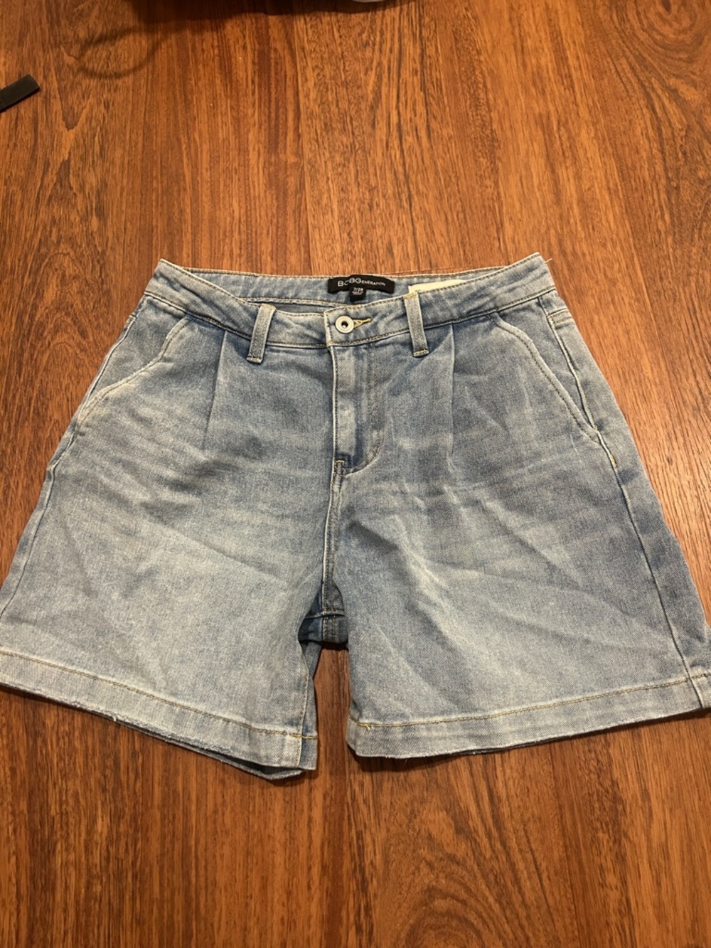 BCBGeneration Faded Blue Denim Pleated Women's Shorts